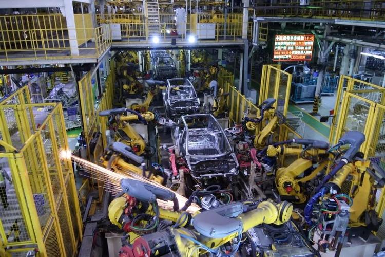 美丽西车 ▏翘首以盼,2018年我们都经历了什么